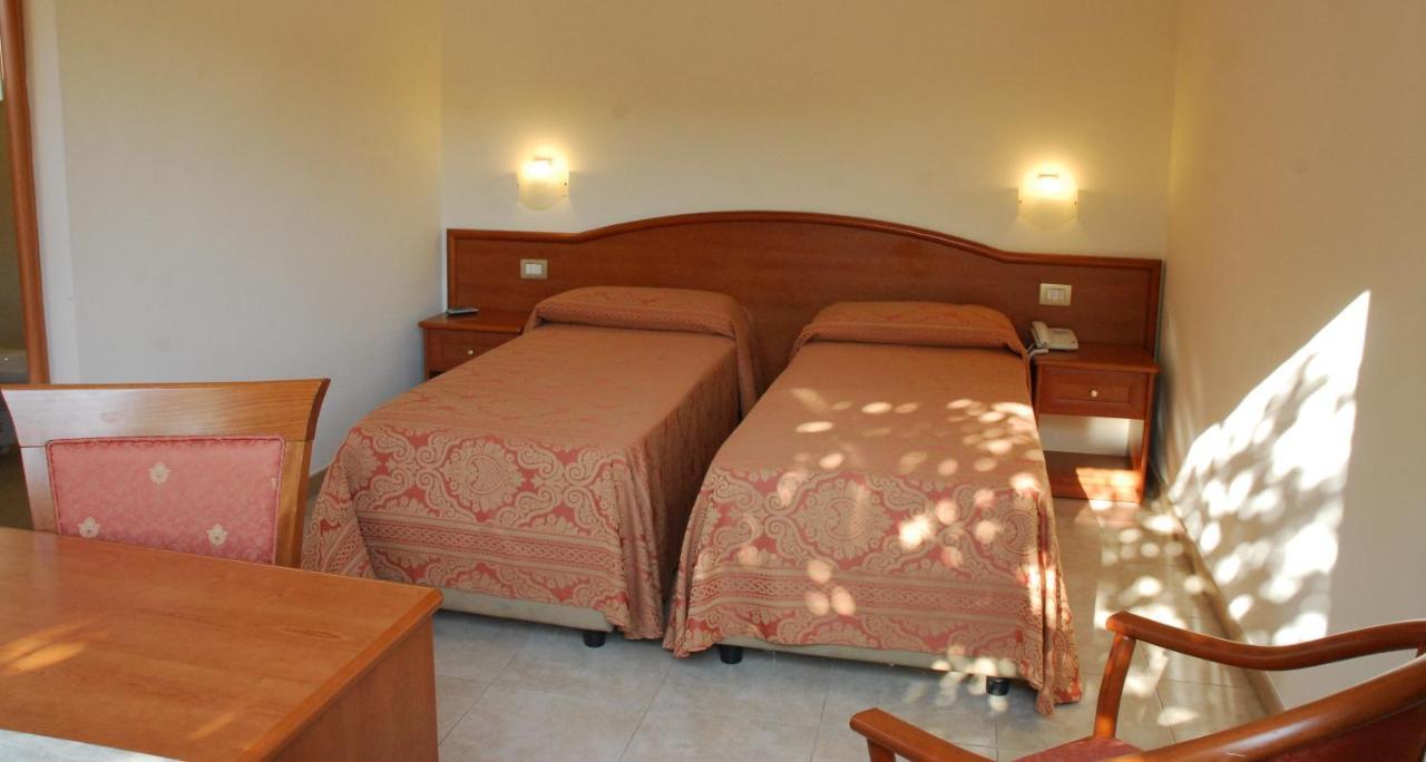 Hotel Giardino Modugno Eksteriør billede